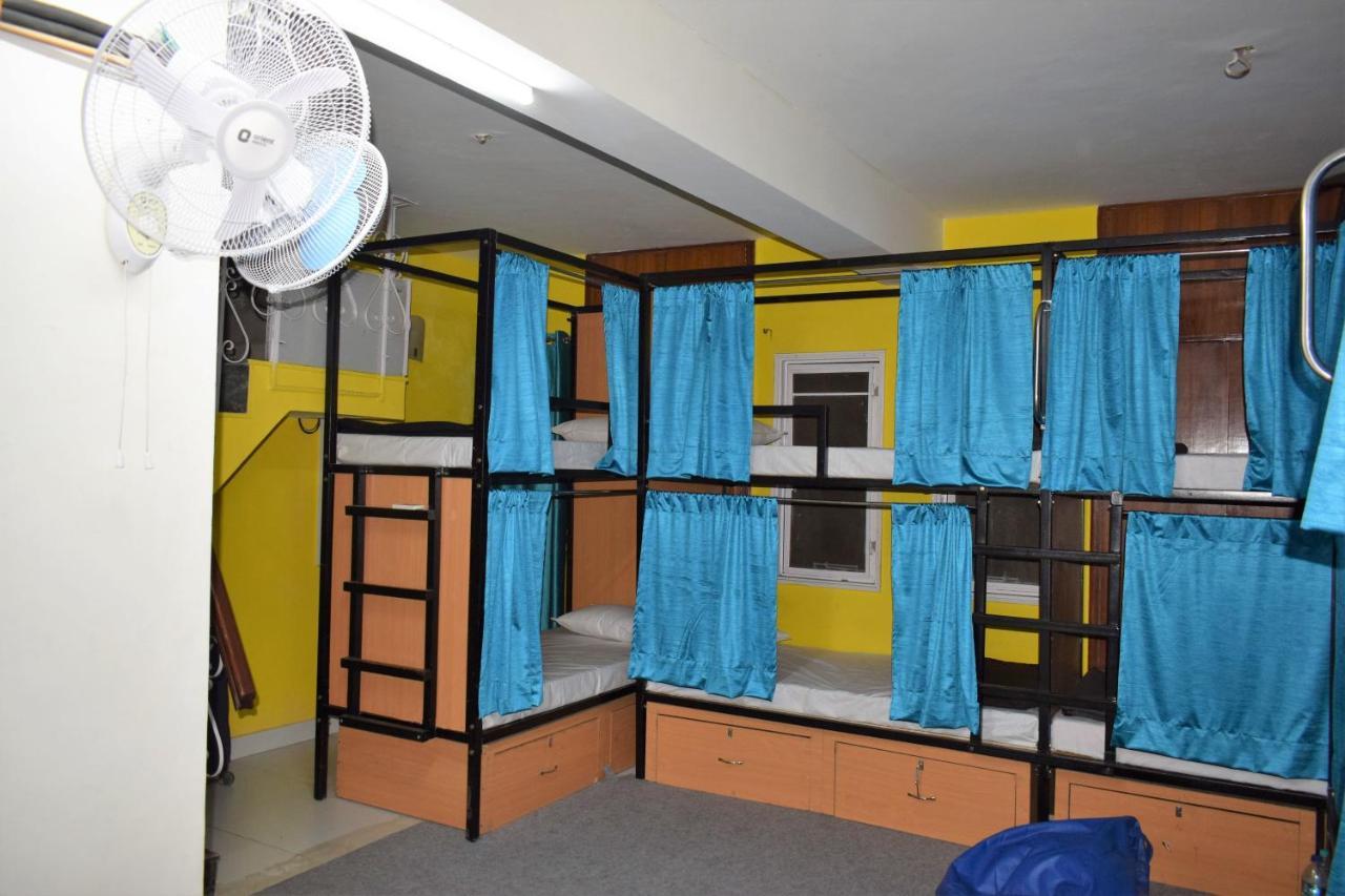 Hostel Bunkmates *